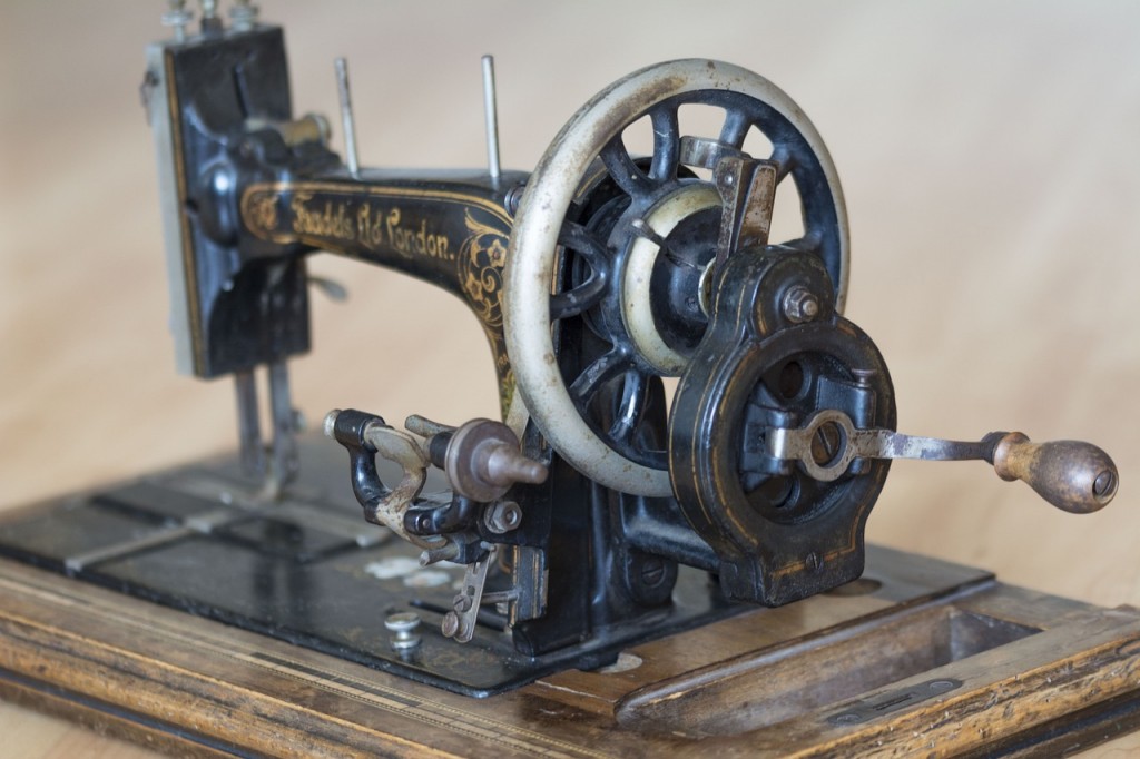 Decorative Image: Antique sewing machine